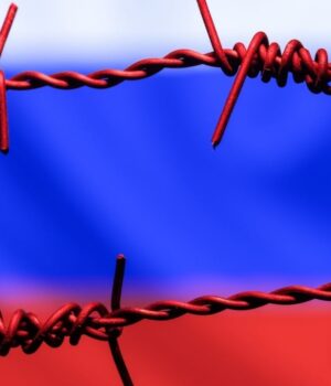 US May Lift Russian Sanctions if Ukraine Talks Progress, Expert Says