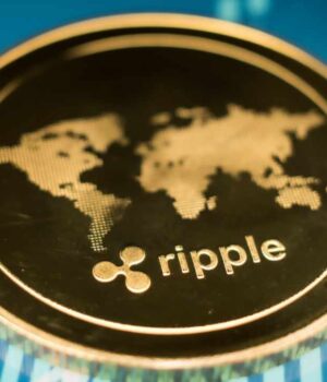 Ripple’s Failed Bid Explained: Expert Sees Circle’s $10B IPO Play Brewing